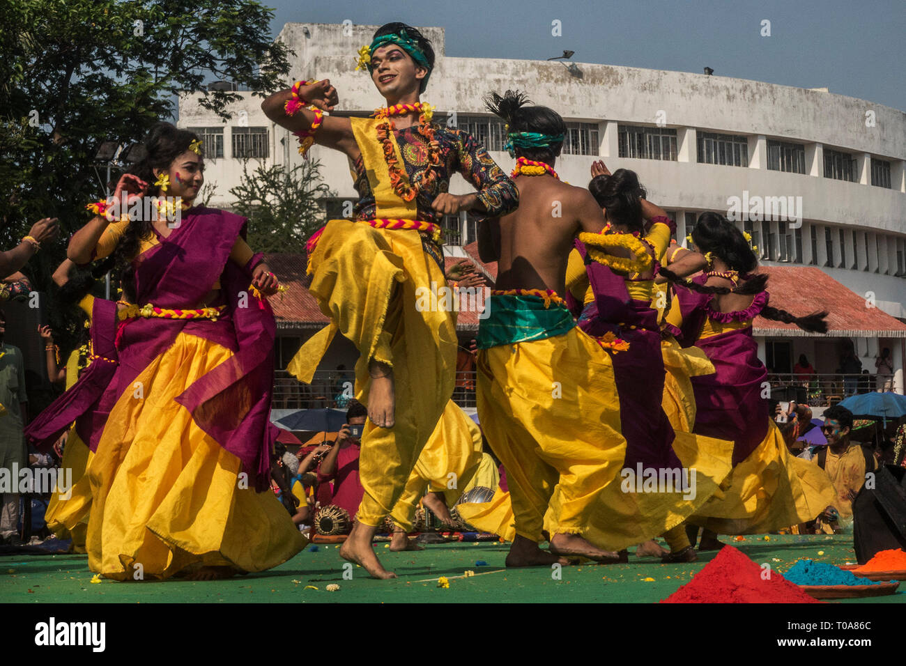 Rabindra dance hi-res stock photography and images - Alamy