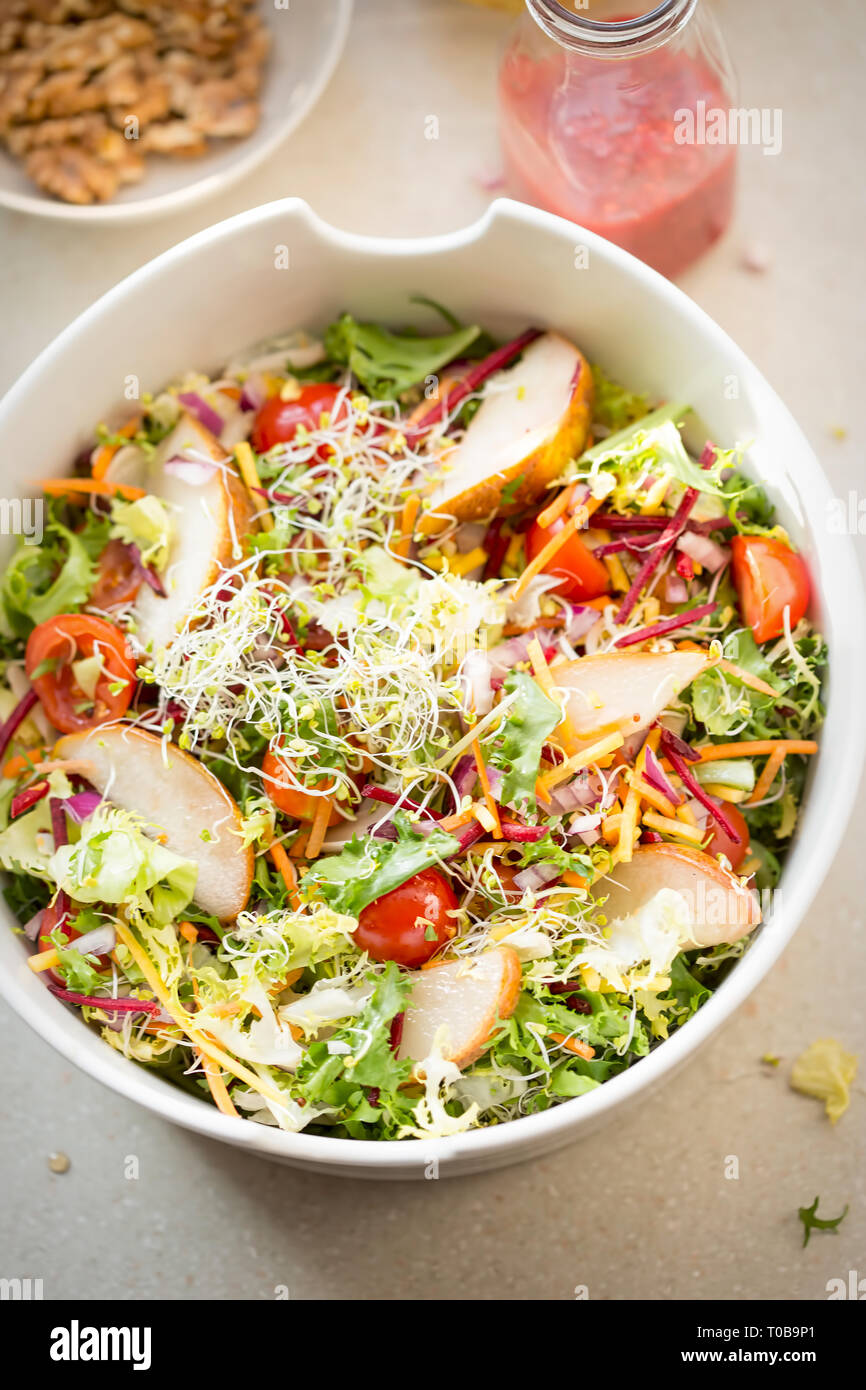 Rocket and pear salad hi-res stock photography and images - Alamy