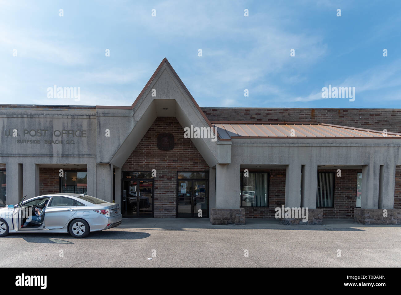 The front of the post office located in Surfside Beach, South Carolina ...