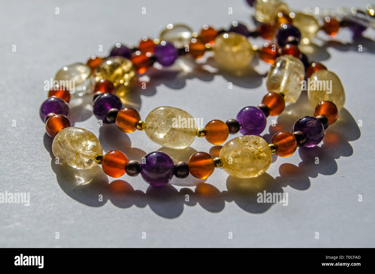 Necklace hires stock photography and images Alamy