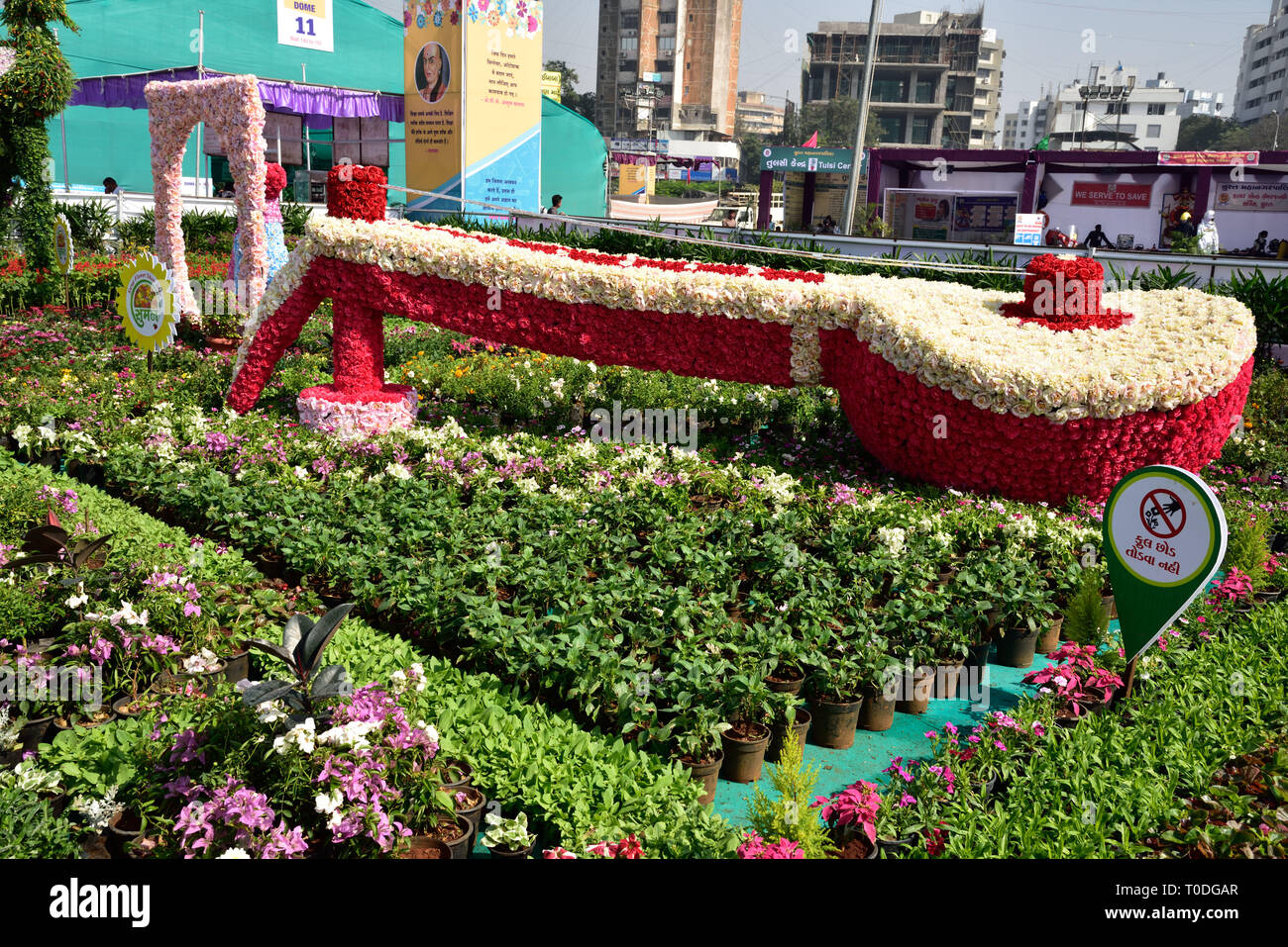 Indian group sitar hires stock photography and images Alamy