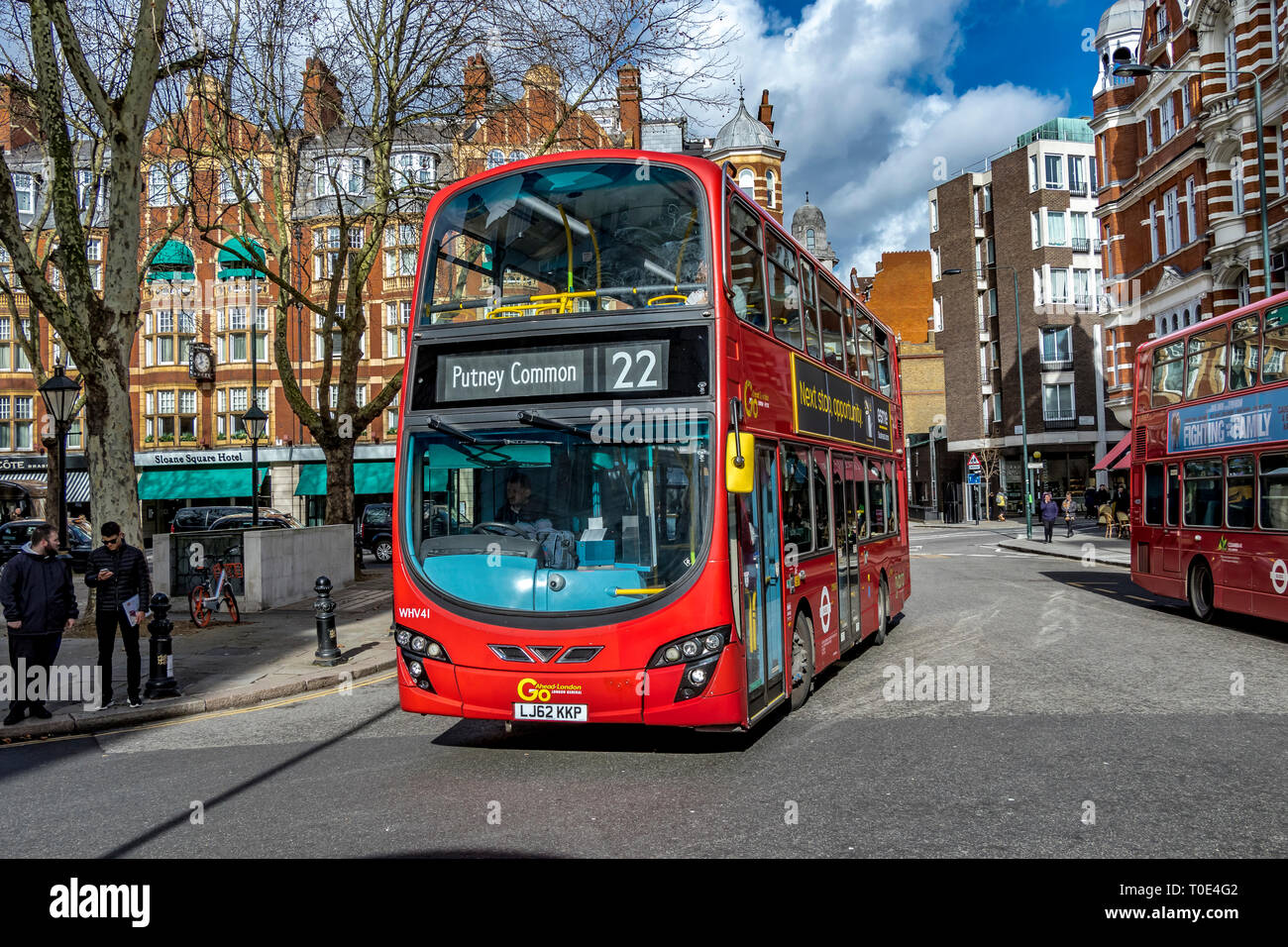 Buses At Sloane Square High Resolution Stock Photography and Images Alamy