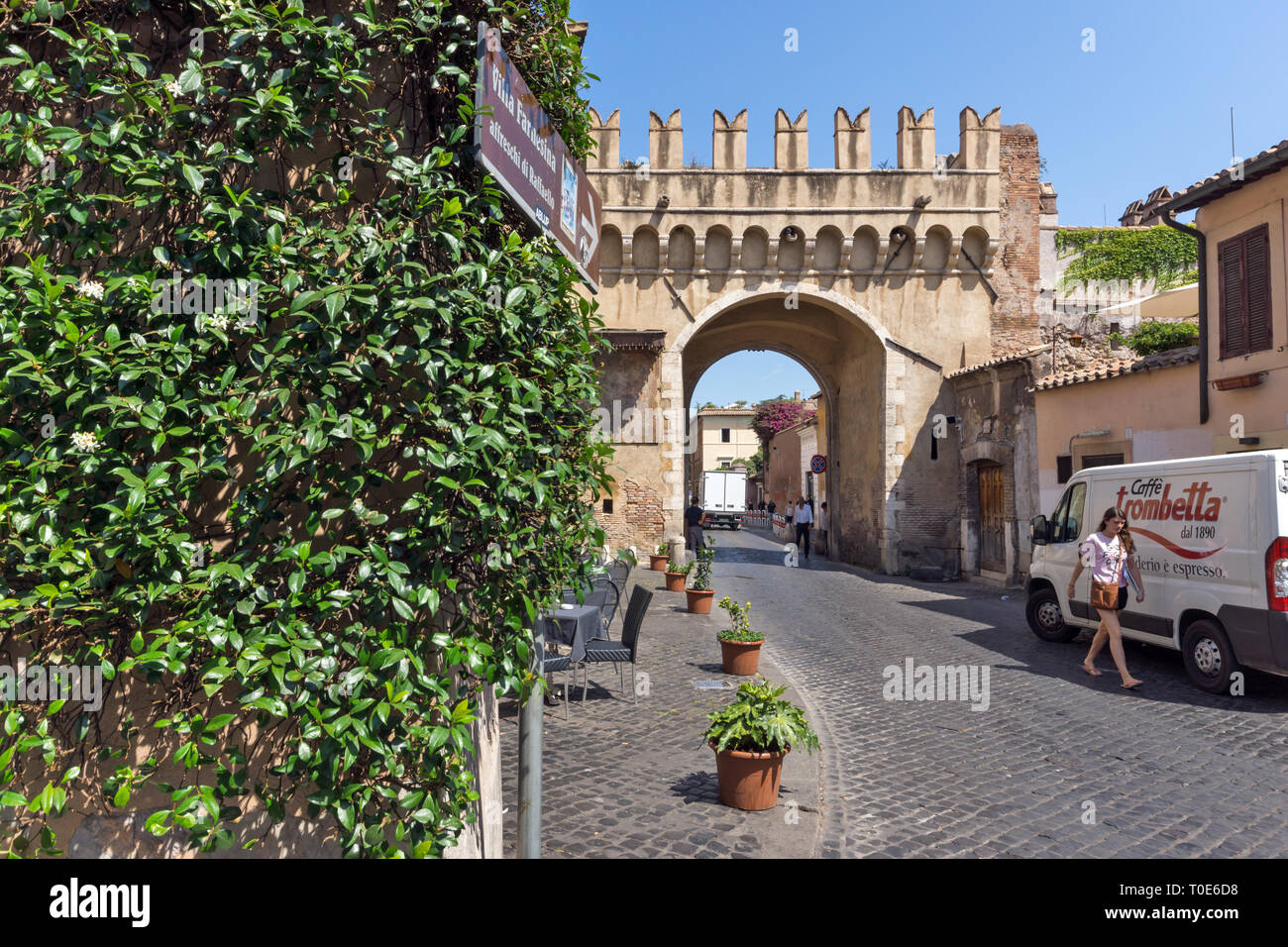 Porta settimiana rome italy hi-res stock photography and images - Alamy