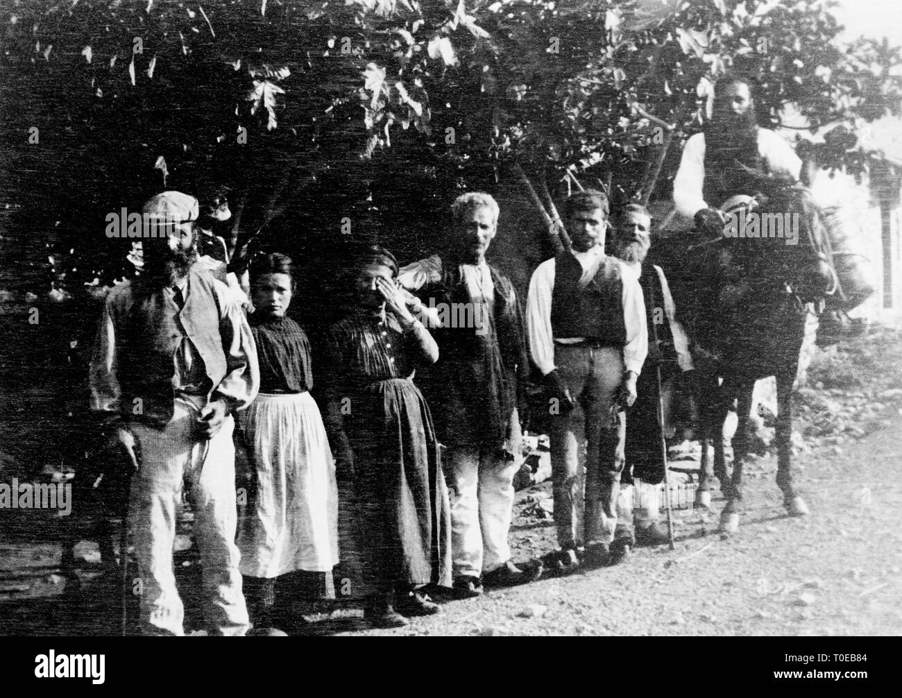 Peasant farmers Black and White Stock Photos & Images Alamy