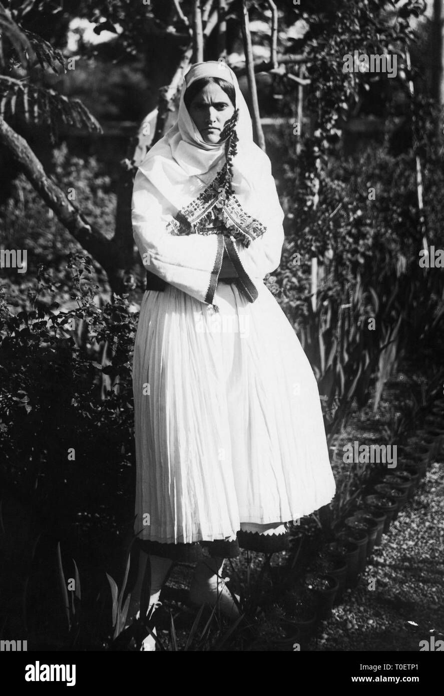 europe, greece, Piscopi, portrait of woman 1920-30 Stock Photo