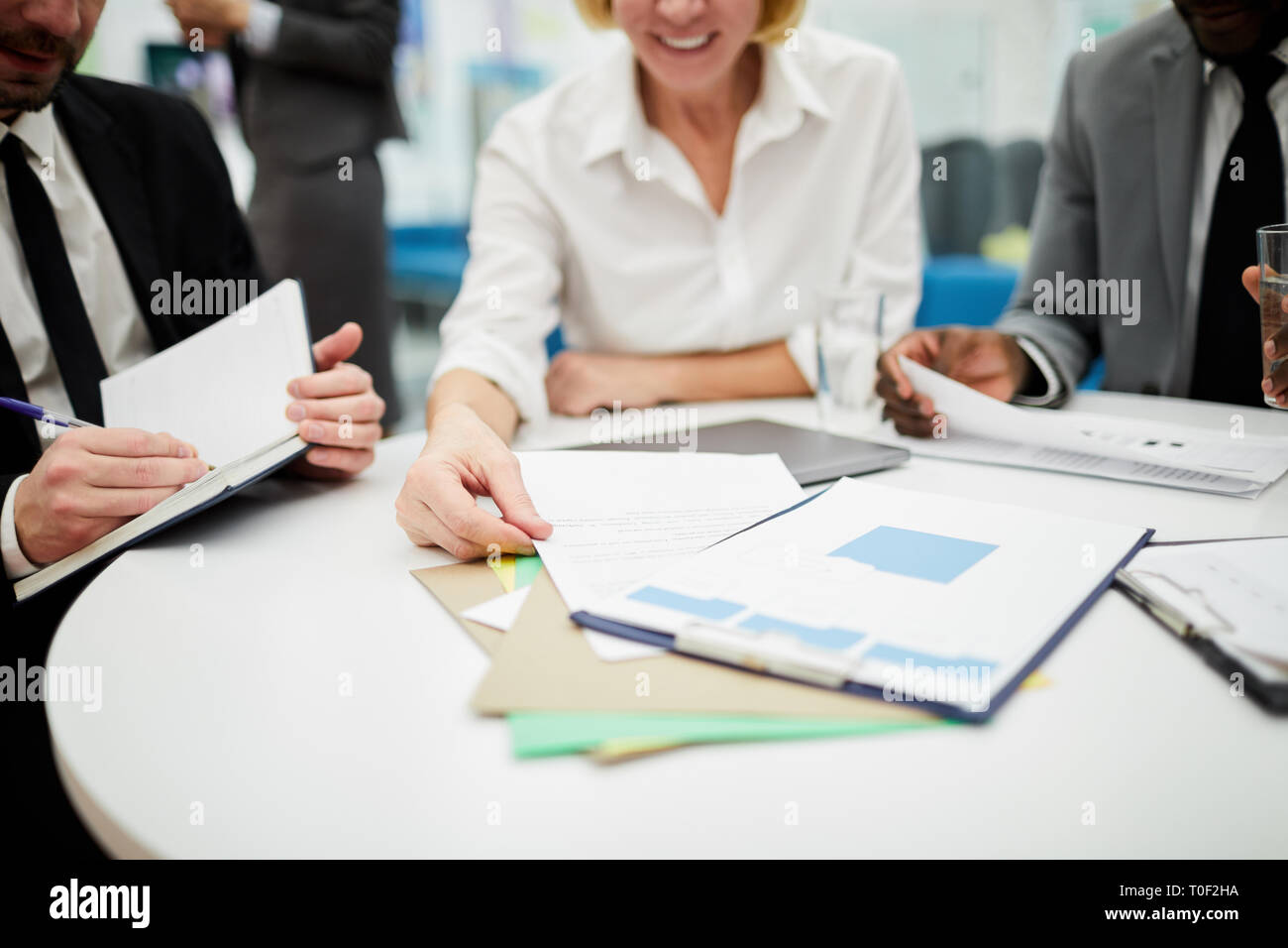 Anonymous business meeting hi-res stock photography and images - Alamy