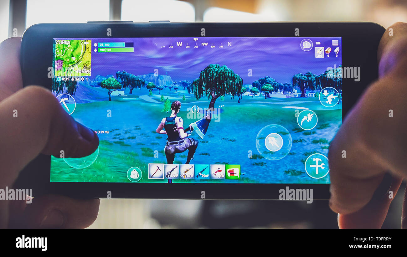 A boy plays Fortnite Battle Royale on his Xbox one Stock Photo - Alamy