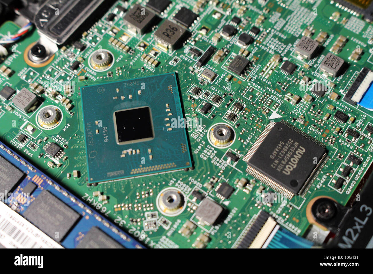 Voorschrift Concurrenten oor Closeup view at laptop motherboard and components. Processor or CPU as its  brain Stock Photo - Alamy
