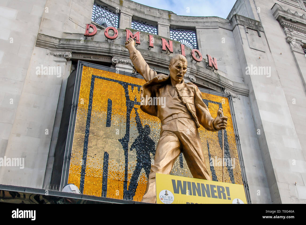 Freddie mercury statue uk hires stock photography and images Alamy