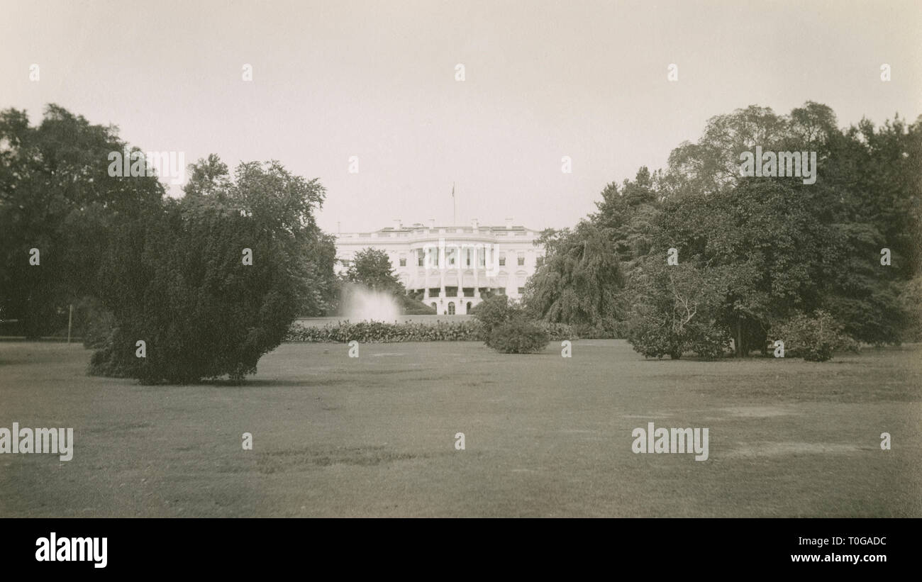 Antique c1920 photograph, the White House from the South Lawn in Washington, DC. SOURCE: ORIGINAL PHOTOGRAPH Stock Photo