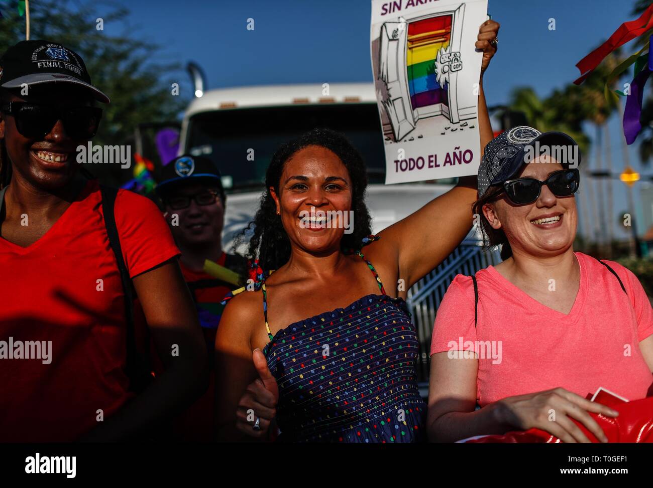 Marcha por el orgullo Gay.  Manifestación por igualdad y respeto a comunidad LGB. Lésbico, gay, bisexual y transexual (LGBT) 9 Junio 2018.  Photo: (NortePhoto / LuisGutierrez)  ... Stock Photo