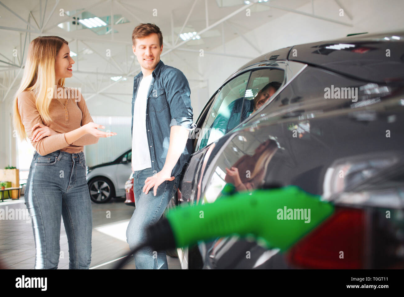 Buying electric car hires stock photography and images Alamy