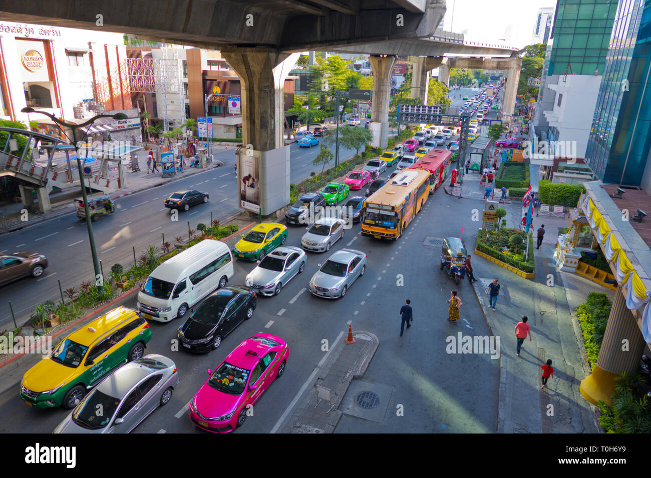 Phayathai Road, at Rachathewi BTS Station, Rachathewi, Bangkok, Thailand Stock Photo