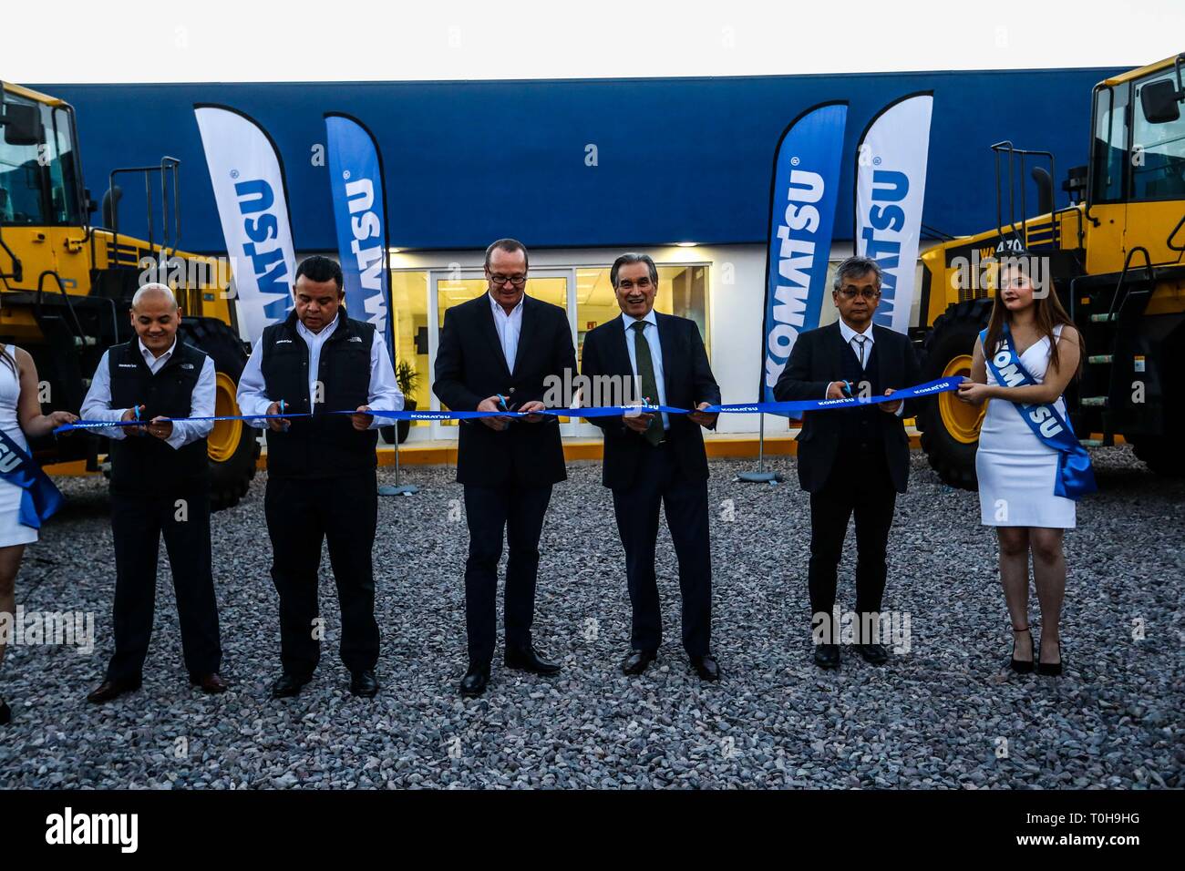 store and offices Komatzu.venta of machinery, equipment or indistrial equipment. refaccionaría and machinery for the mining industry. Komatsu Limited    Komatzu begins operations of a new office for the sale of equipment, refurbishment and machinery for the mining industry in Hermosillo. Komatsu Maquinarias Mexico SA de CV This afternoon the inauguration took place. January 26, 2018  (Photo: Luis Gutierrez / NortePhoto.com)  Komatzu begins operations of a new office for the sale of equipment, refurbishment and machinery for the mining industry in Hermosillo. Komatsu Maquinarias Mexico SA de CV Stock Photo