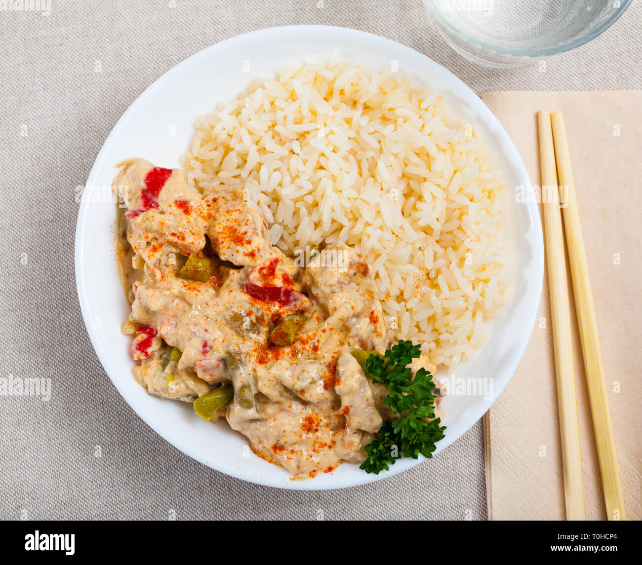 Red thai curry with jasmine rice Stock Photo - Alamy