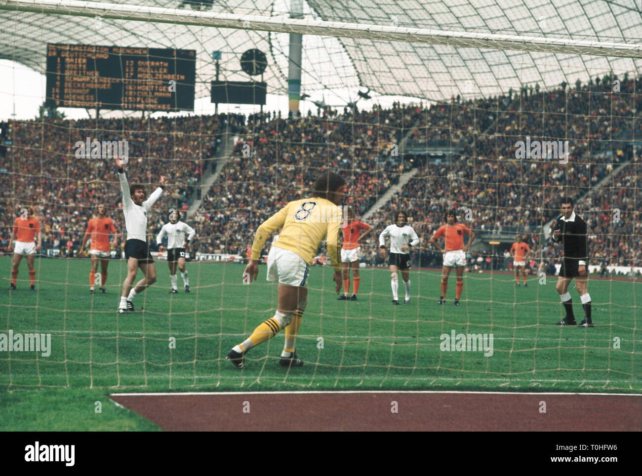 sports, football, world championship, world championship 1974, world championship final, final, Germany versus Netherlands (2:1), scene of the match with Paul Breitner and Jan Jongbloed, Munich, Germany, 7.7.1974, Additional-Rights-Clearance-Info-Not-Available Stock Photo