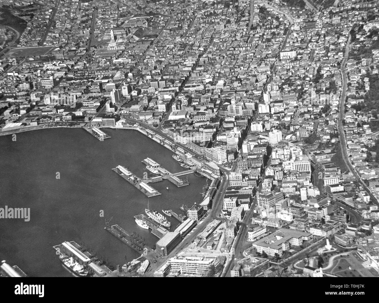 geography/travel, New Zealand, Wellington aerial view, 1950s, 50s, North Island, harbour, Pacific, Polynesia, Oceania, 20th century, , Additional-Rights-Clearance-Info-Not-Available Stock Photo