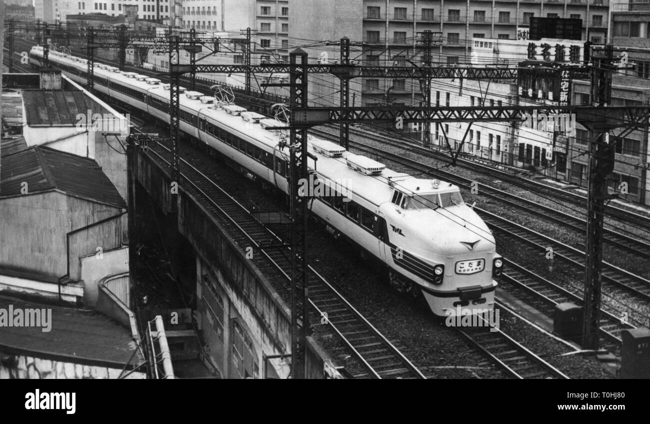 1950s train travel hires stock photography and images Alamy