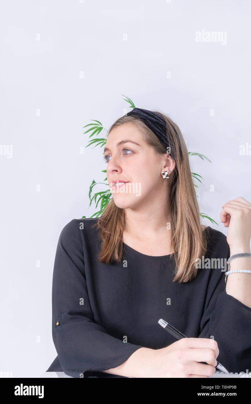 Friends pub writing hires stock photography and images Alamy