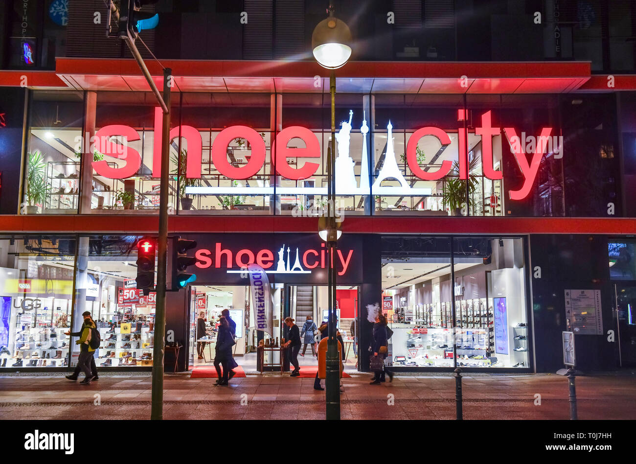 Shoe city, Tauentzien, beauty's mountain, Berlin, Germany, Shoe City,  Schöneberg, Deutschland Stock Photo - Alamy