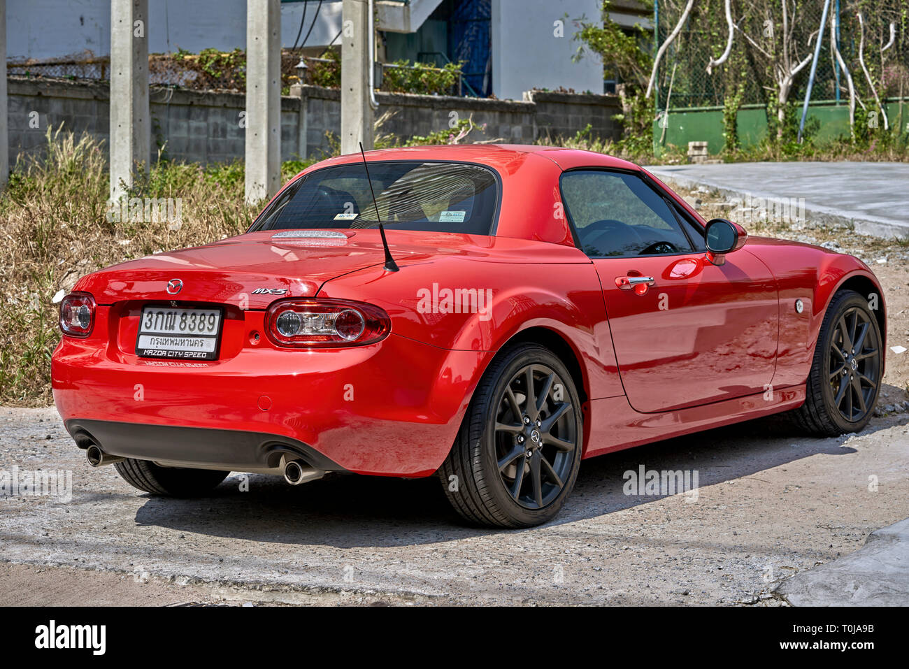 Mazda MX5 red sportscar 2 door coupe Stock Photo