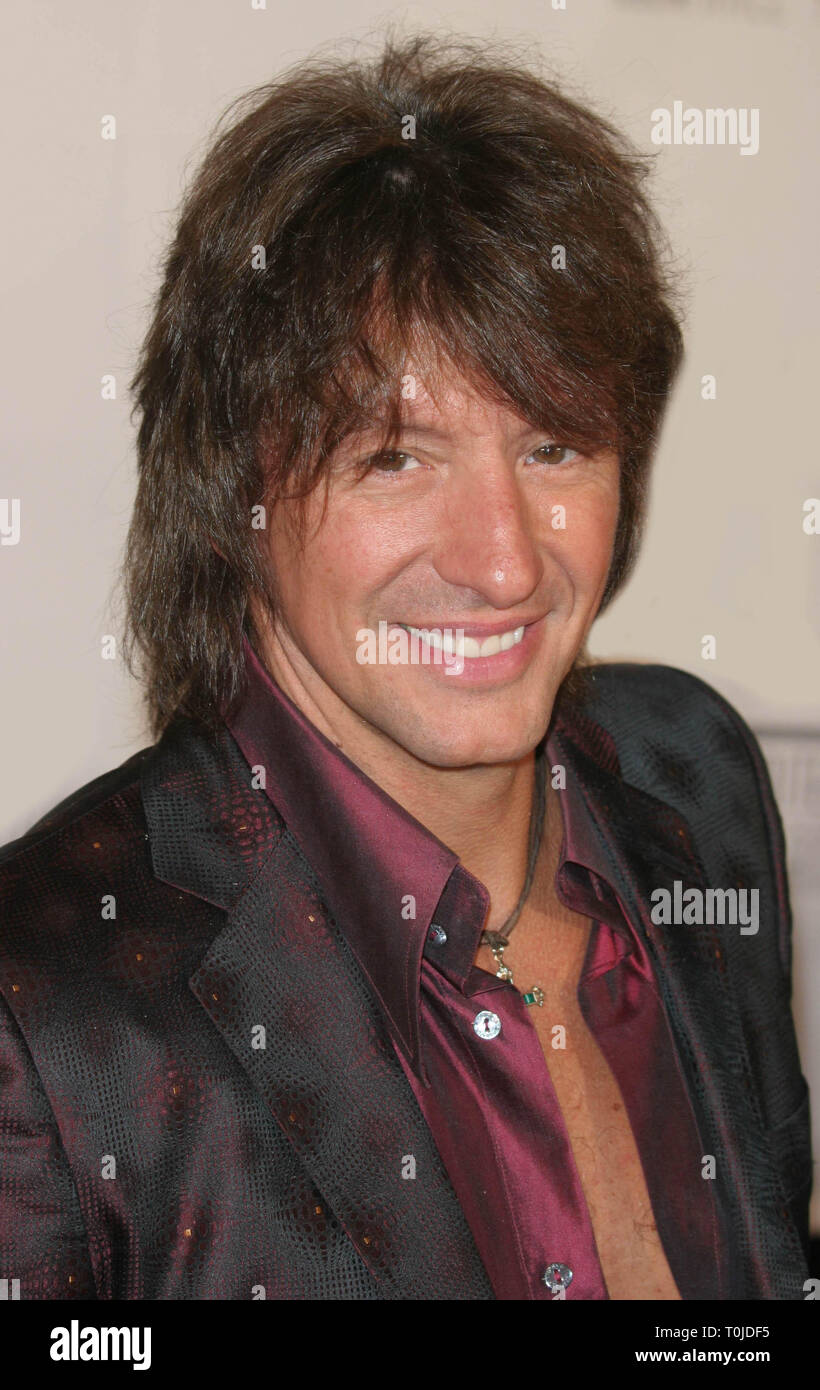 RICHIE SAMBORA THE 36TH ANNUAL SONGWRITERS HALL OF FAME AWARDS AT THE MARRIOTT MARQUIS HOTEL