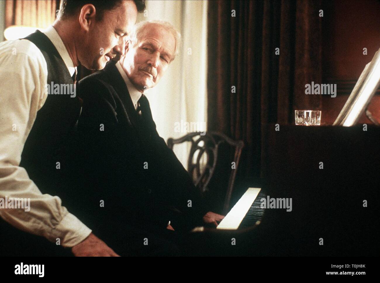 Tom Hanks Paul Newman Road To Perdition 02 Stock Photo Alamy Tom Hanks Paul Newman Road To Perdition 02 Stock Photo Alamy