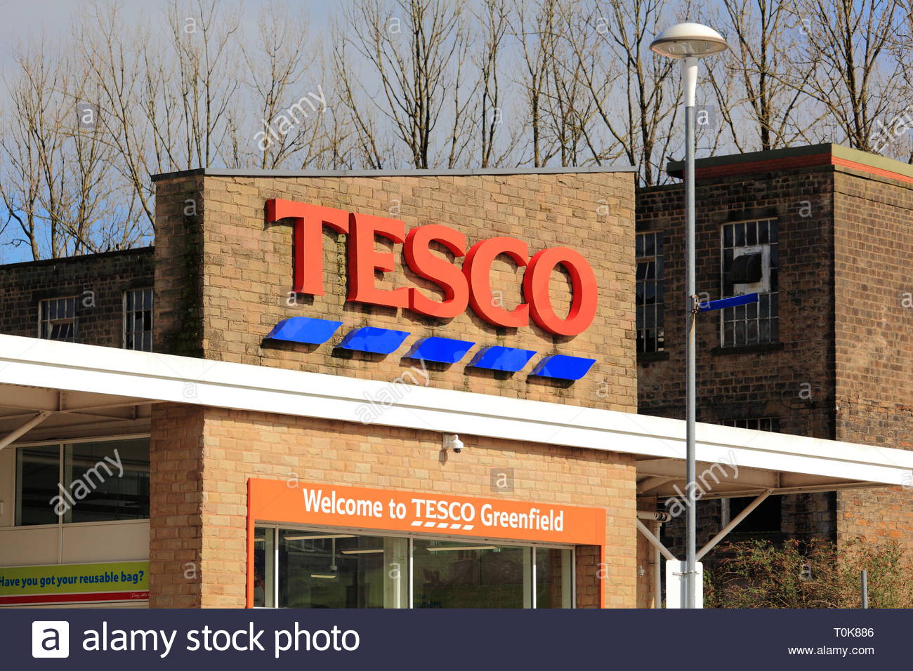 Oldham Shop High Resolution Stock Photography and Images Alamy