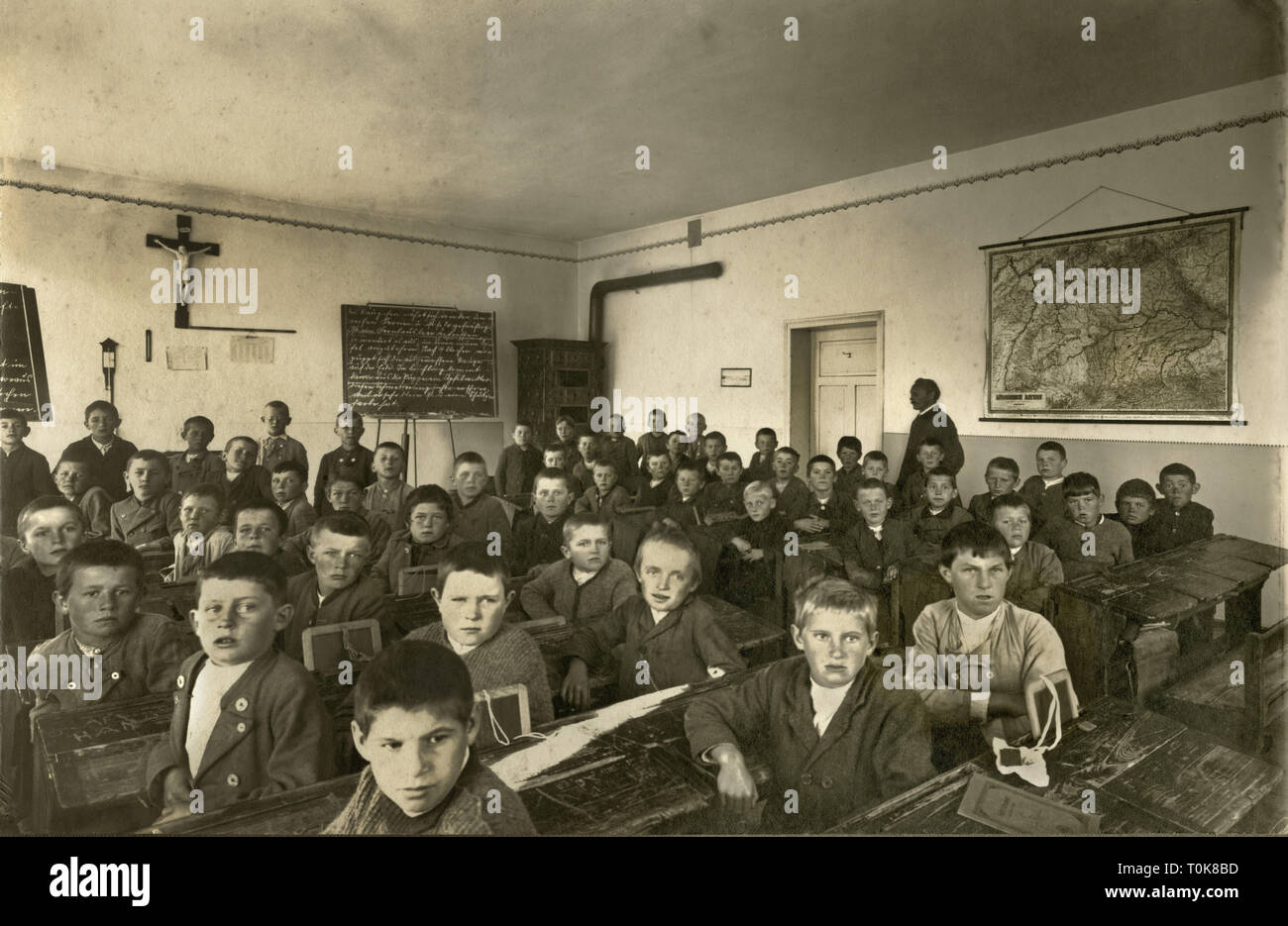pedagogy, school, Bavarian class with boys, crucifix on the wall, school hiking map Kingdom of Bavaria, Bad Toelz or near Bad Toelz, Germany, circa 1914, Additional-Rights-Clearance-Info-Not-Available Stock Photo
