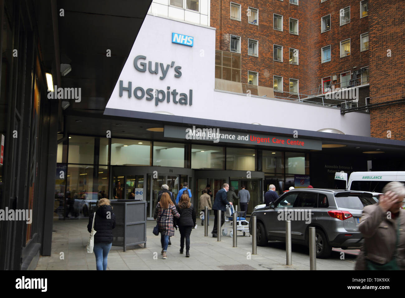 Southwark London England Guy's Hospital Main Entrance Stock Photo Alamy