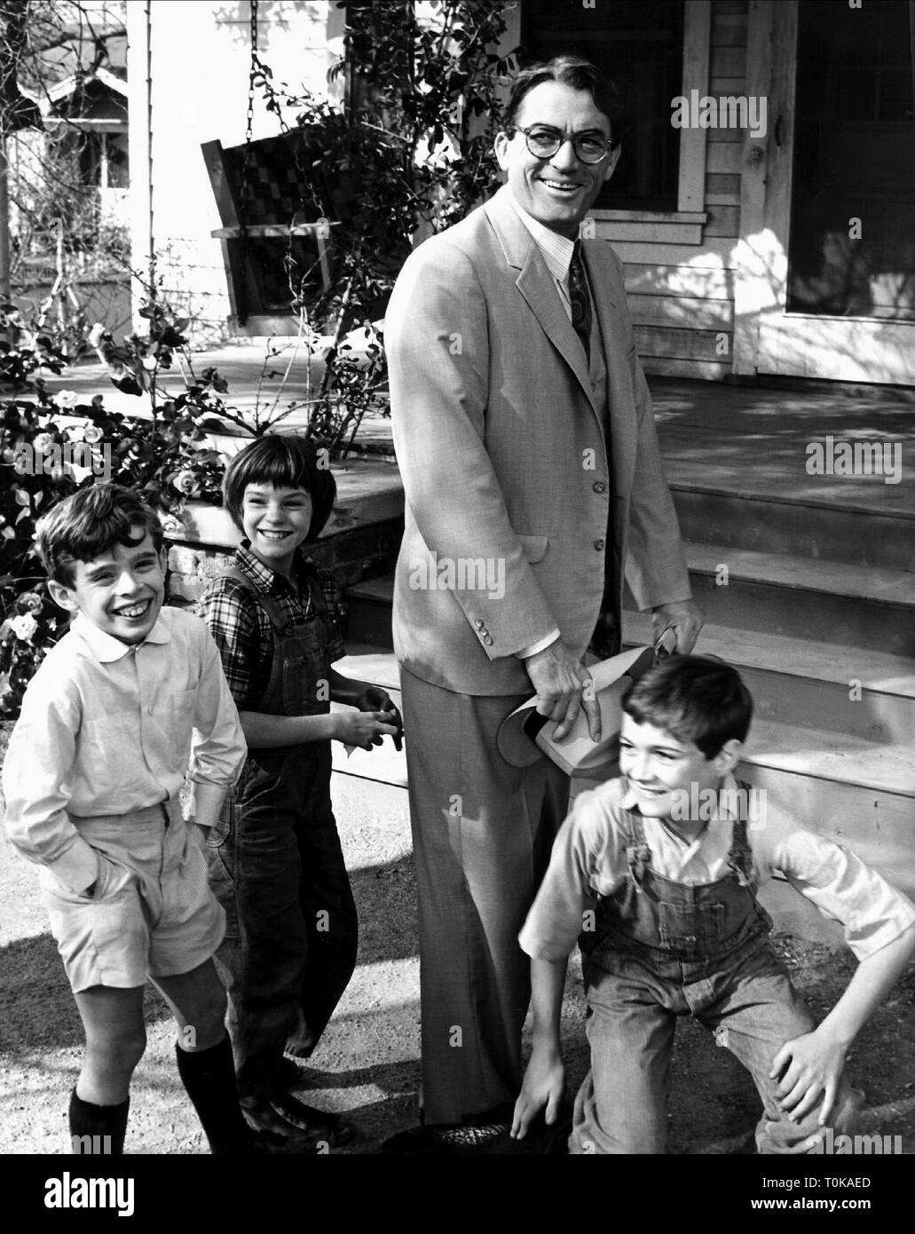 GREGORY PECK, CHILDREN, TO KILL A MOCKINGBIRD, 1962 Stock Photo