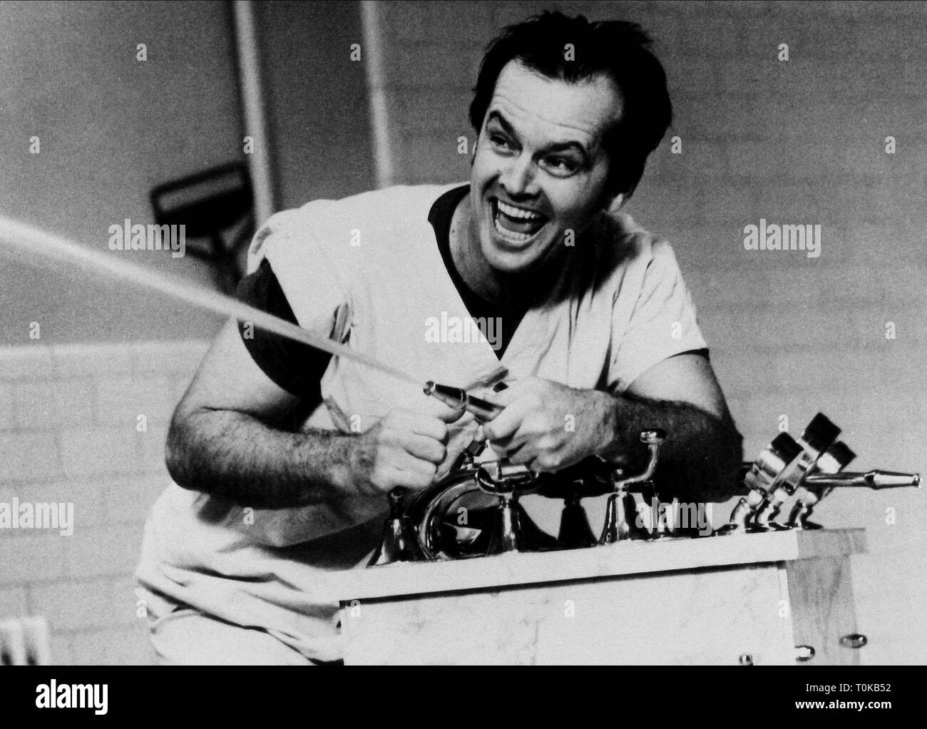 JACK NICHOLSON ONE FLEW OVER THE CUCKOO S NEST 1975 Stock Photo Alamy jack-nicholson-one-flew-over-the-cuckoo-s-nest-1975-stock-photo-alamy