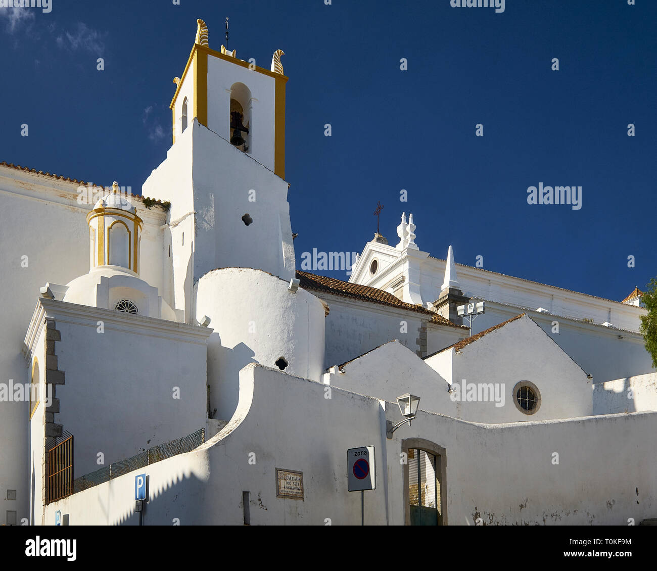 Igreja de Santiago in Tavira, Faro, Algarve, Portugal Stock Photo