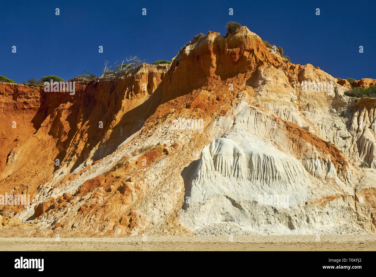 Praia da Falésia (Praia do Barranco das Belharucas), Vilamoura, Quarteira, Faro, Algarve, Portugal Stock Photo