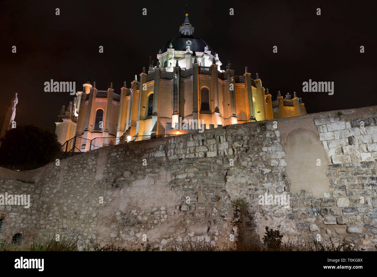 Muslim walls of madrid hires stock photography and images Alamy
