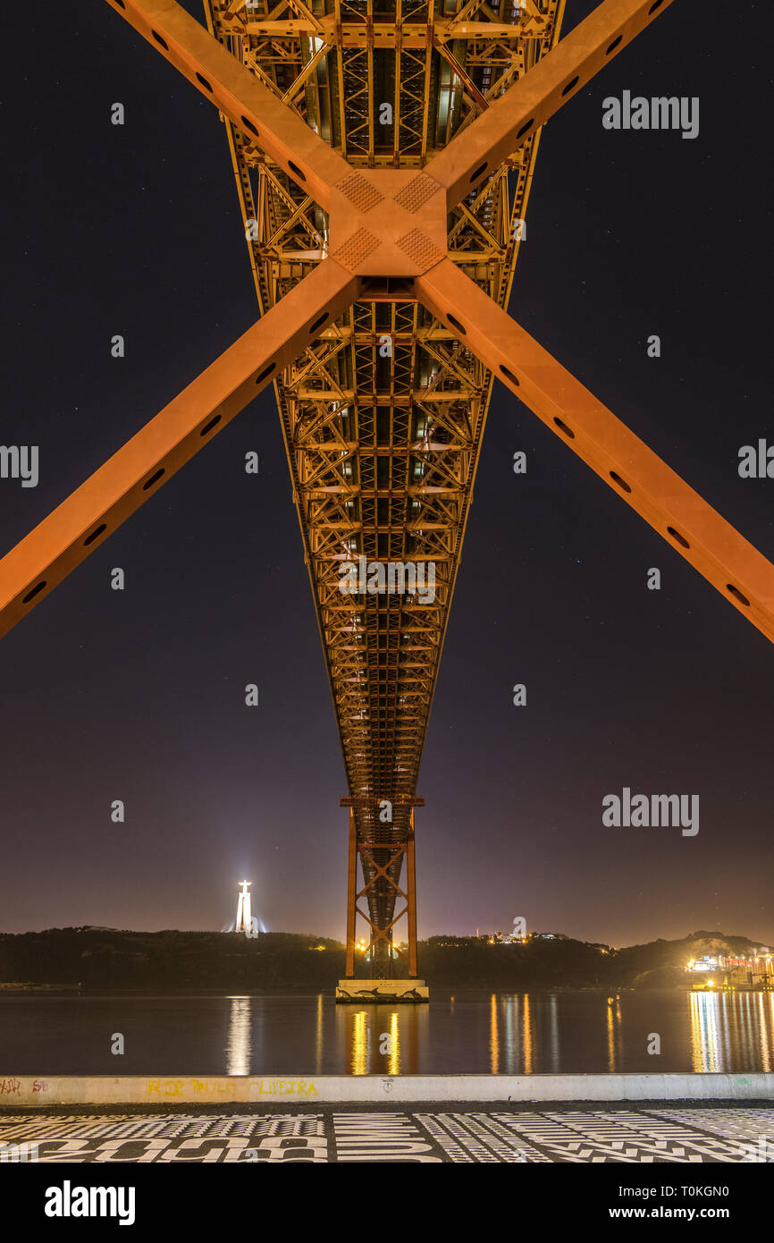 Statue de cristo re hi-res stock photography and images - Alamy