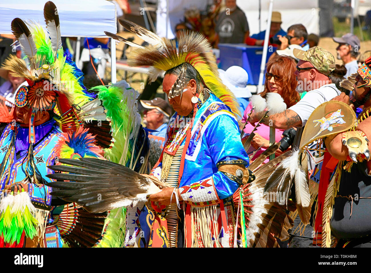 Male Native America warriors in ceremonial costumes at the Wa:k Pow Wow ...