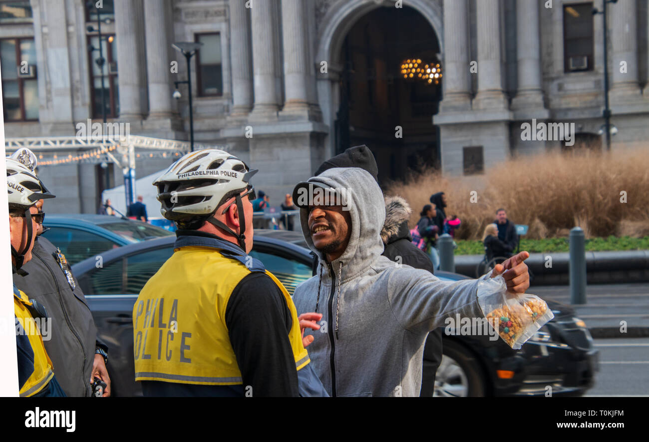 Arguing With Police Stock Photos & Arguing With Police Stock Images - Alamy