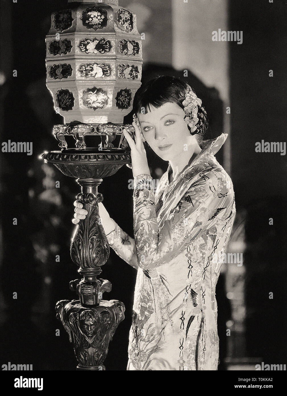 1932 Celebrity Photo Print Actress Myrna Loy in "The Mask of Fu Manchu" 