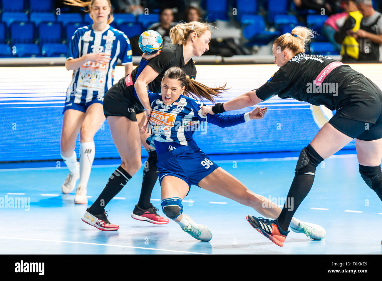 Itana Grbic scoring against Rostov Don in Champions League match ...