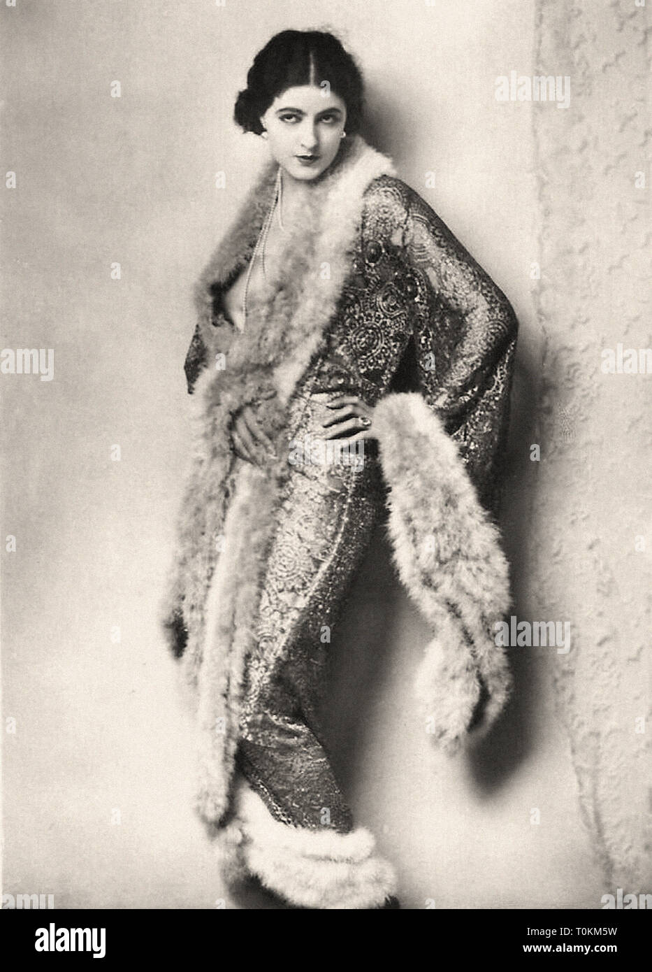 Portrait of Marcella Albani Silent movie era Stock Photo Alamy