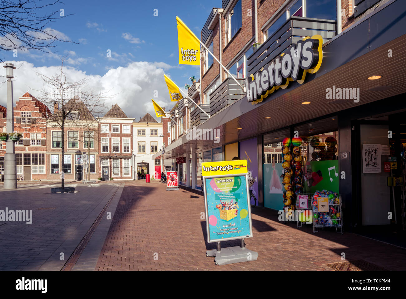 schokkend Bij naam Zeemeeuw Selling dutch products hi-res stock photography and images - Alamy