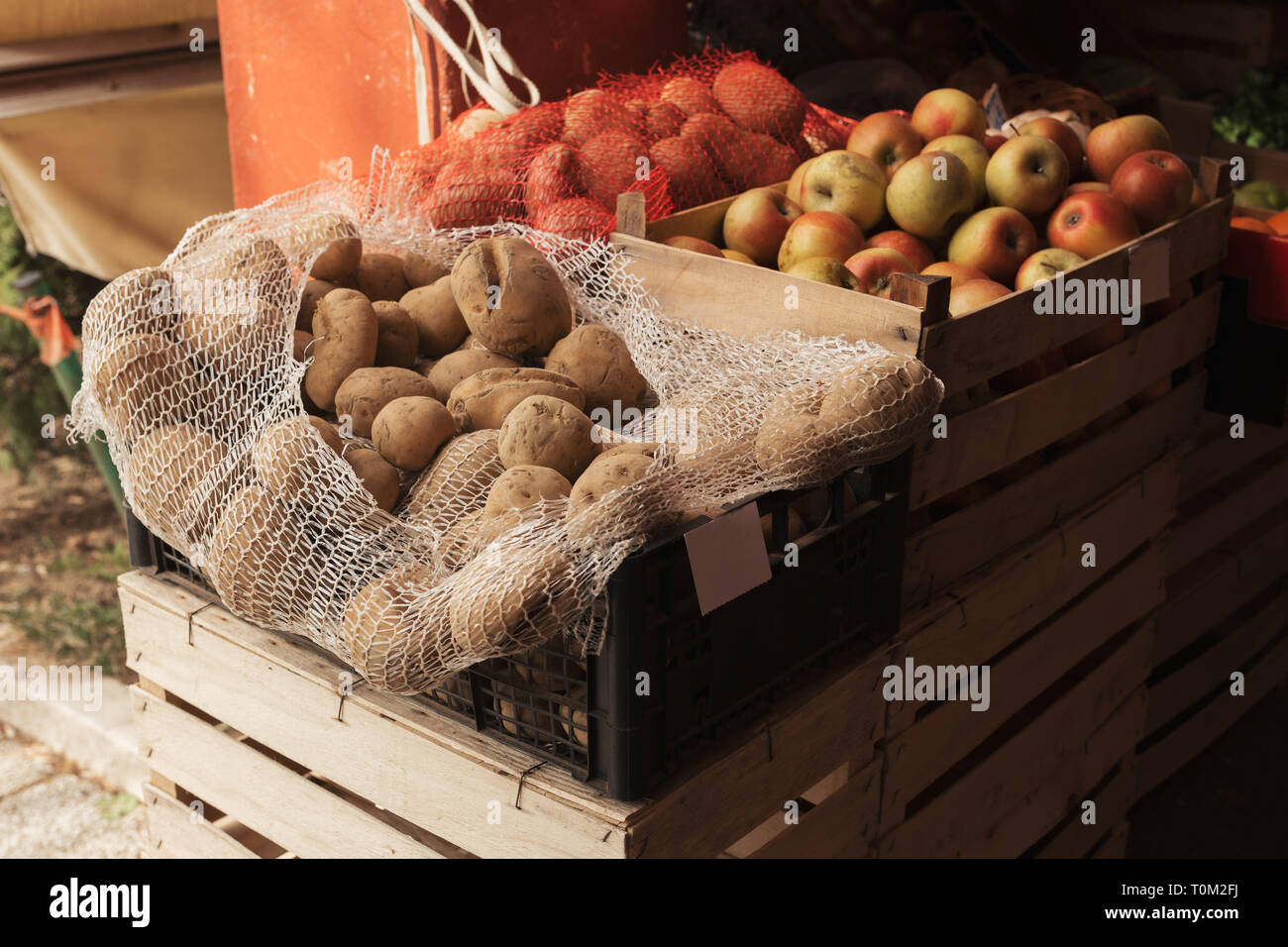 Download Potato Crates High Resolution Stock Photography And Images Alamy Yellowimages Mockups