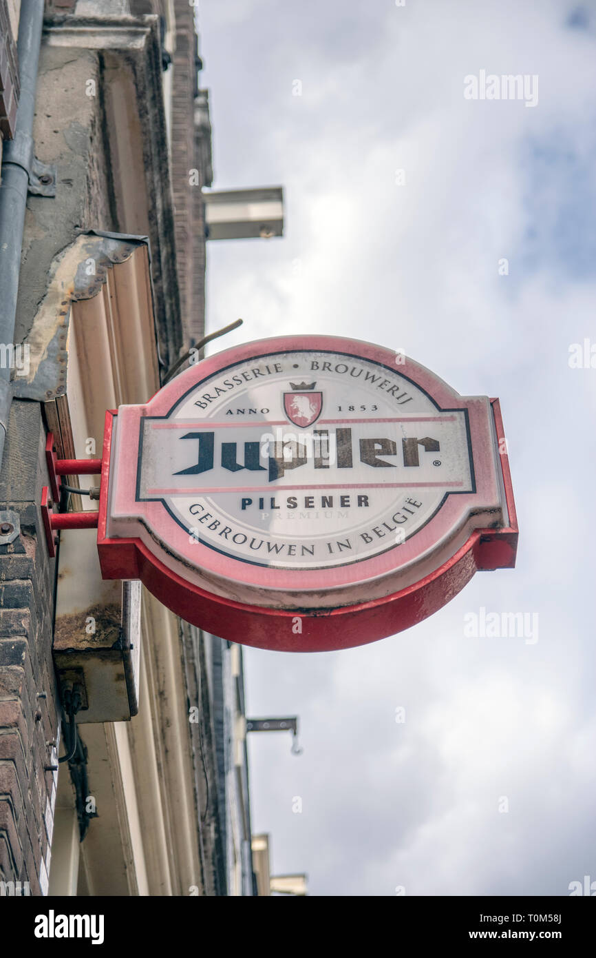 Beer billboard hires stock photography and images Alamy