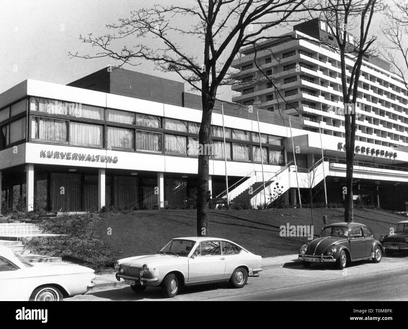 geography / travel, Germany, Timmendorfer Strand, building, hotel Maritim with congress house and spa administration, exterior view, 1971, Additional-Rights-Clearance-Info-Not-Available Stock Photo
