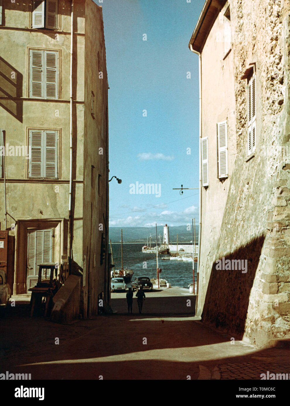 Saint Tropez Harbour 1960s Hi res Stock Photography And Images Alamy saint-tropez-harbour-1960s-hi-res-stock-photography-and-images-alamy