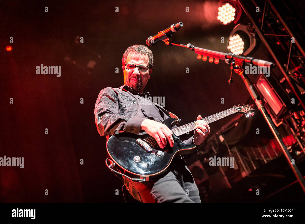 Norway, Oslo - March 17, 2019. The American rock band Godsmack performs a live concert at Oslo Spektrum in Oslo. Here guitarist Tony Rombola is seen live on stage. (Photo credit: Gonzales Photo - Terje Dokken). Stock Photo