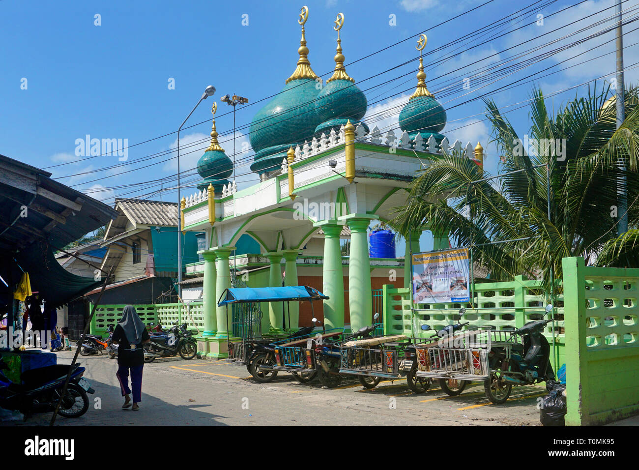 Koh Samui Central Mosque at fishing village Hua Thanon, Koh Samui, Gulf of Thailand, Thailand Stock Photo