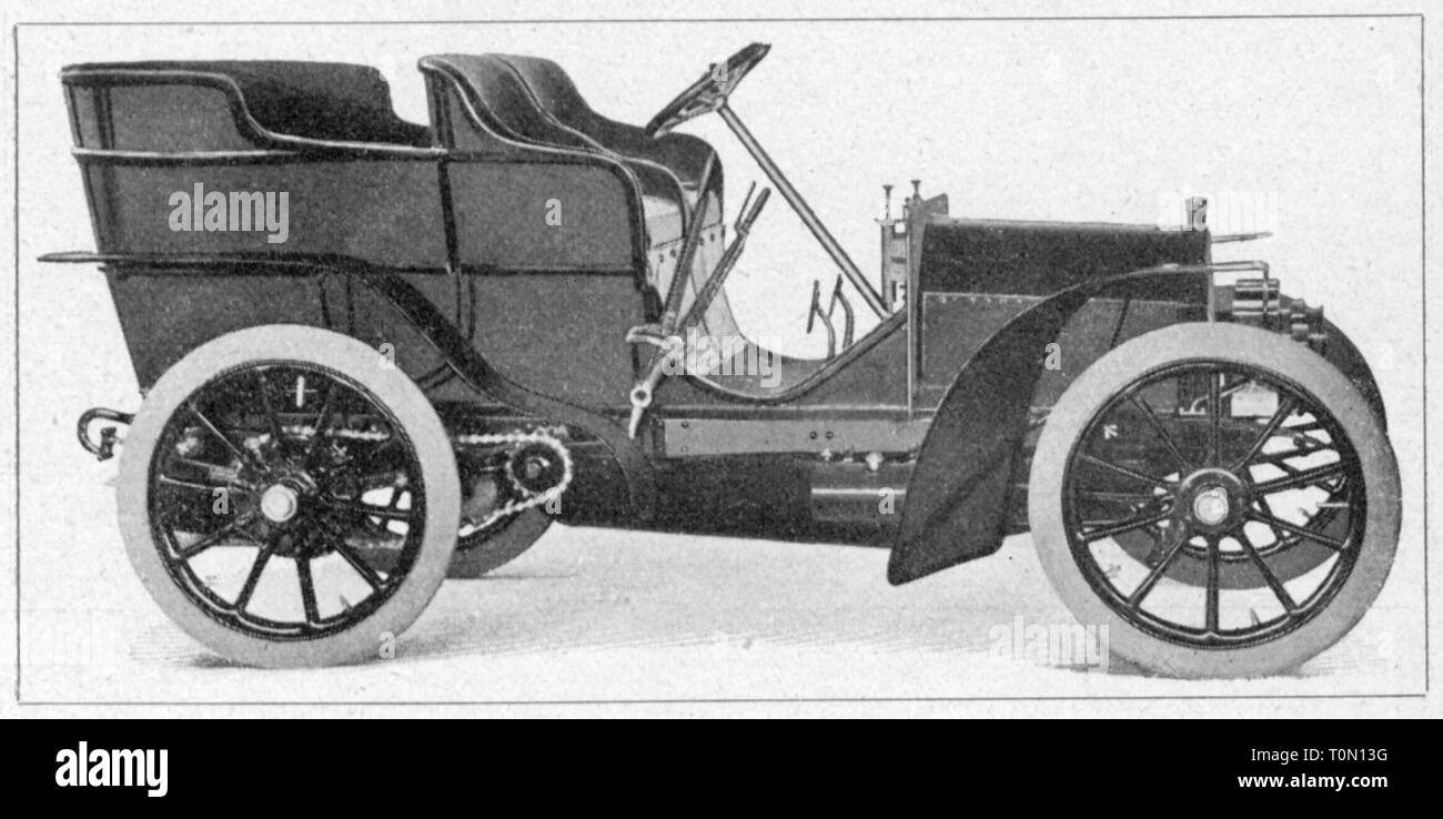 transport / transportation, car, vehicle variants, Daimler Mercedes Tonneau, year of construction: 1900, view from right, 1906, DMG, side view, four-seater, four-seaters, chain drive, chain drives, motor car, auto, automobile, passenger car, motorcar, motorcars, autos, automobiles, passenger cars, Germany, German Empire, Imperial Era, 1900s, 20th century, no-people, transport, transportation, car, cars, view, views, historic, historical, Additional-Rights-Clearance-Info-Not-Available Stock Photo