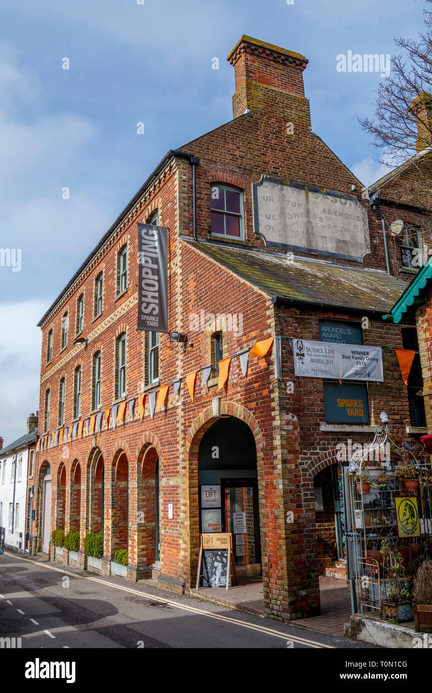 Sparks Yard General Store, in Tarrant Street, Arundel. A Grade II listed  Victorian building Stock Photo - Alamy